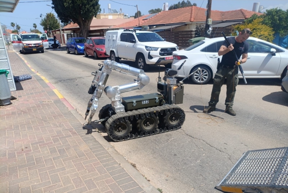 ���� ����� ����� �����